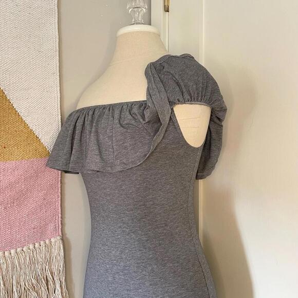 NWT- J.Crew- Off-Shoulder Ruffle Bodysuit- Women's Medium - Picture 4 of 7